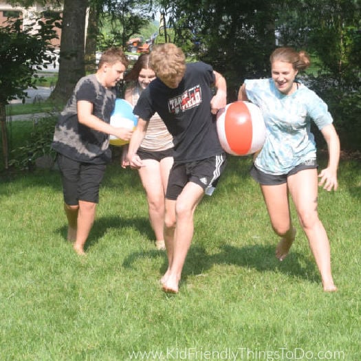 Beach Ball Race