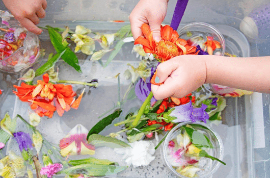 Spring Flower Soup Sensory Bin