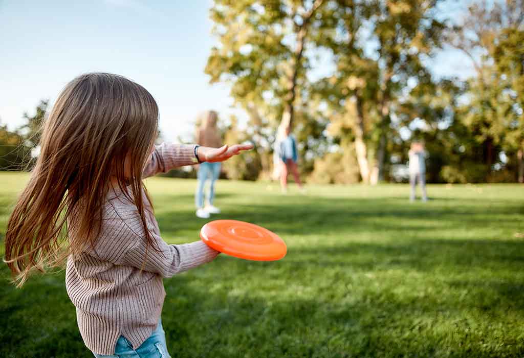 Frisbee Toss