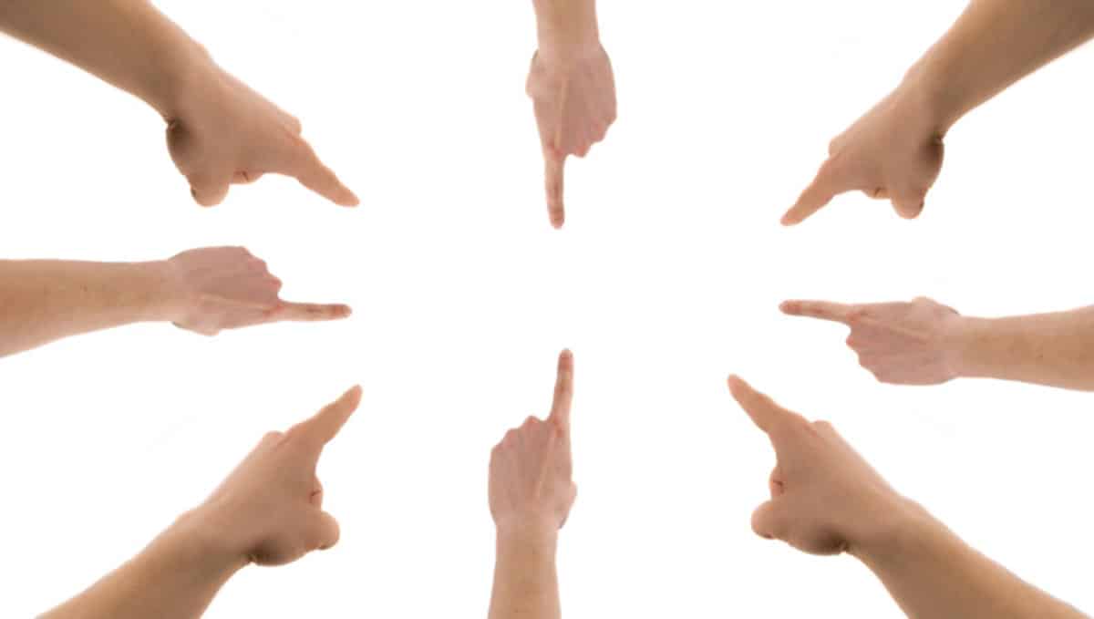 Hands pointing to center of circle
