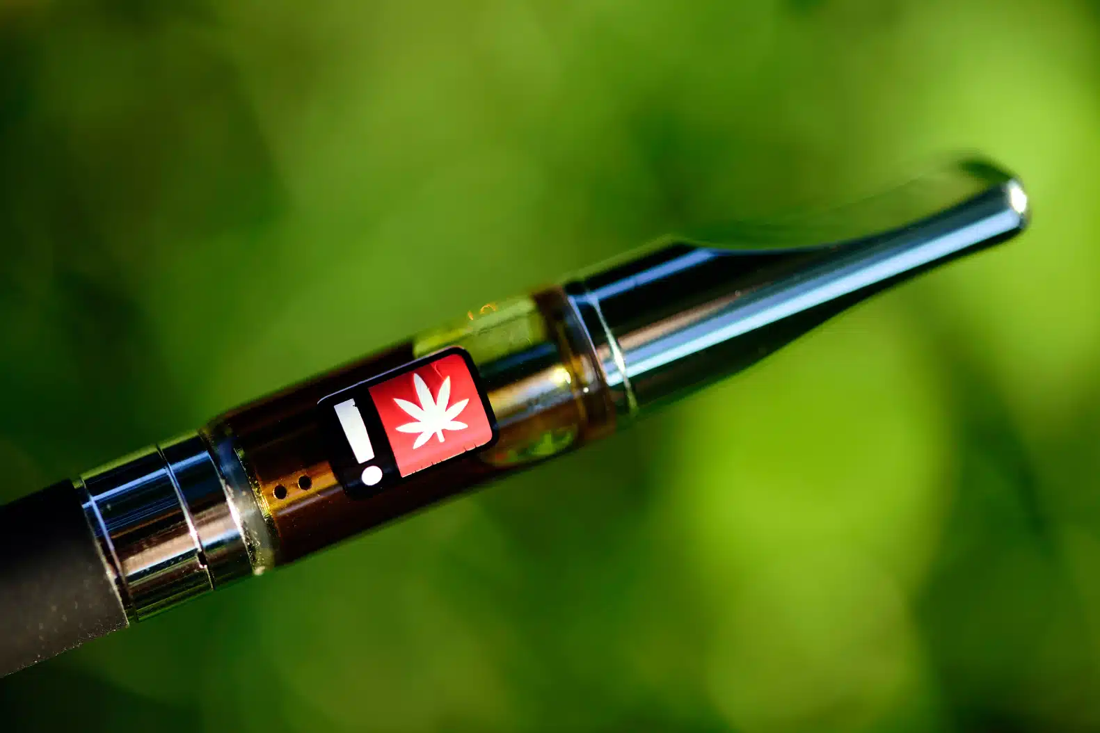 How to Safely Enjoy THC Vaping