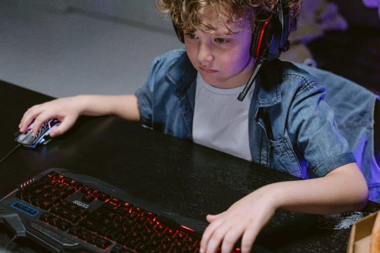 How to Encourage Healthy Gaming Habits in Kids?