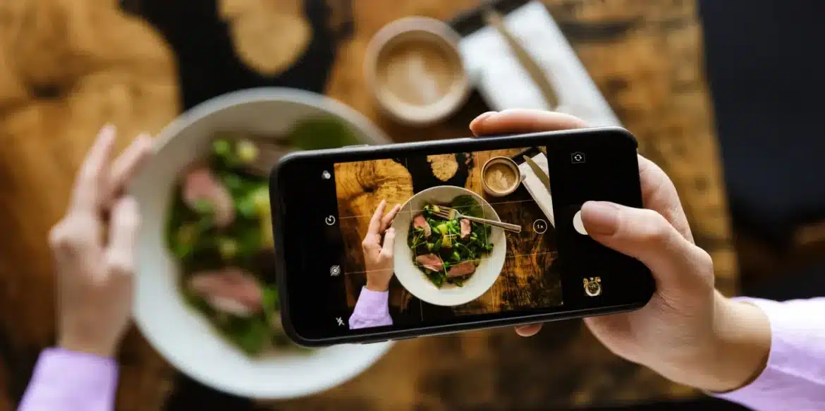 Social Media Magic: Boosting Restaurant Sales with Smart Marketing
