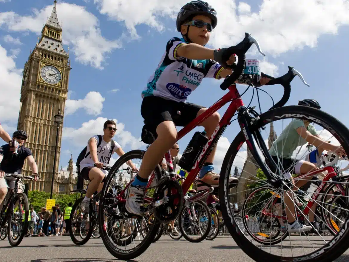 3 Reasons Why the UK Needs to Promote Cycling More