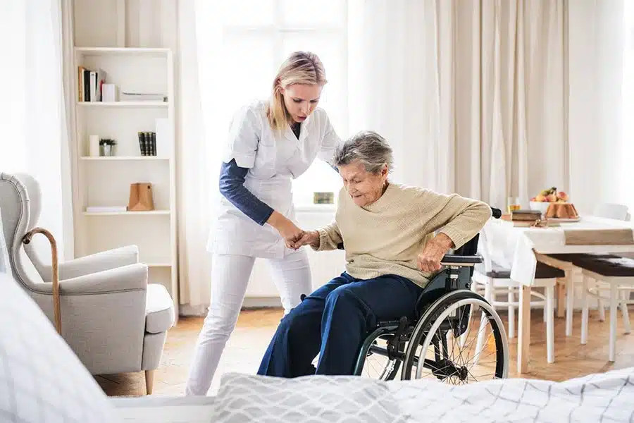 Tips for Providing Physical Care to Elderly Parents