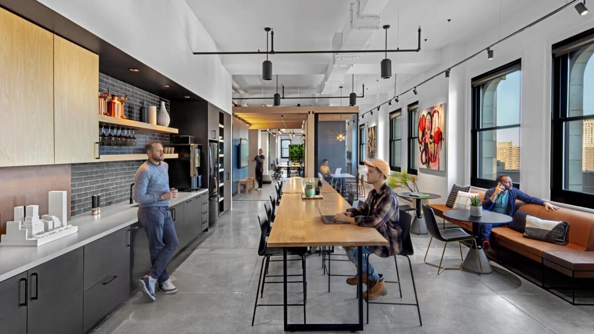 Why You Need A Healthy Office Space