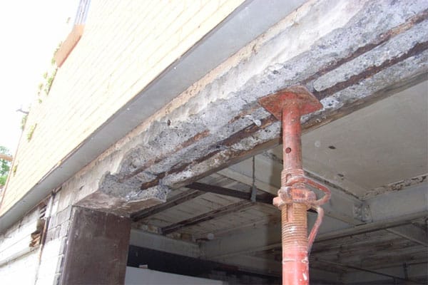 DIY Methods for Identifying Concrete Damage