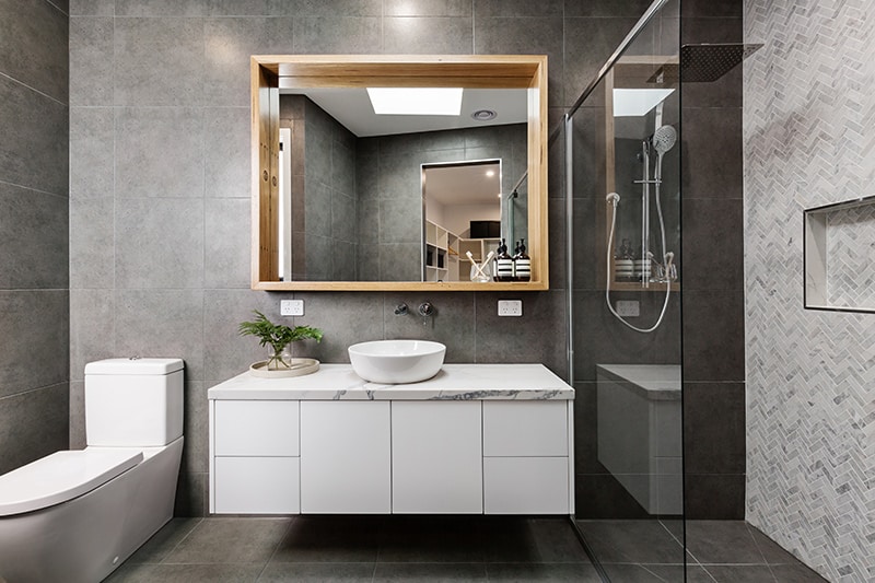 Design Tips for Small Bathrooms