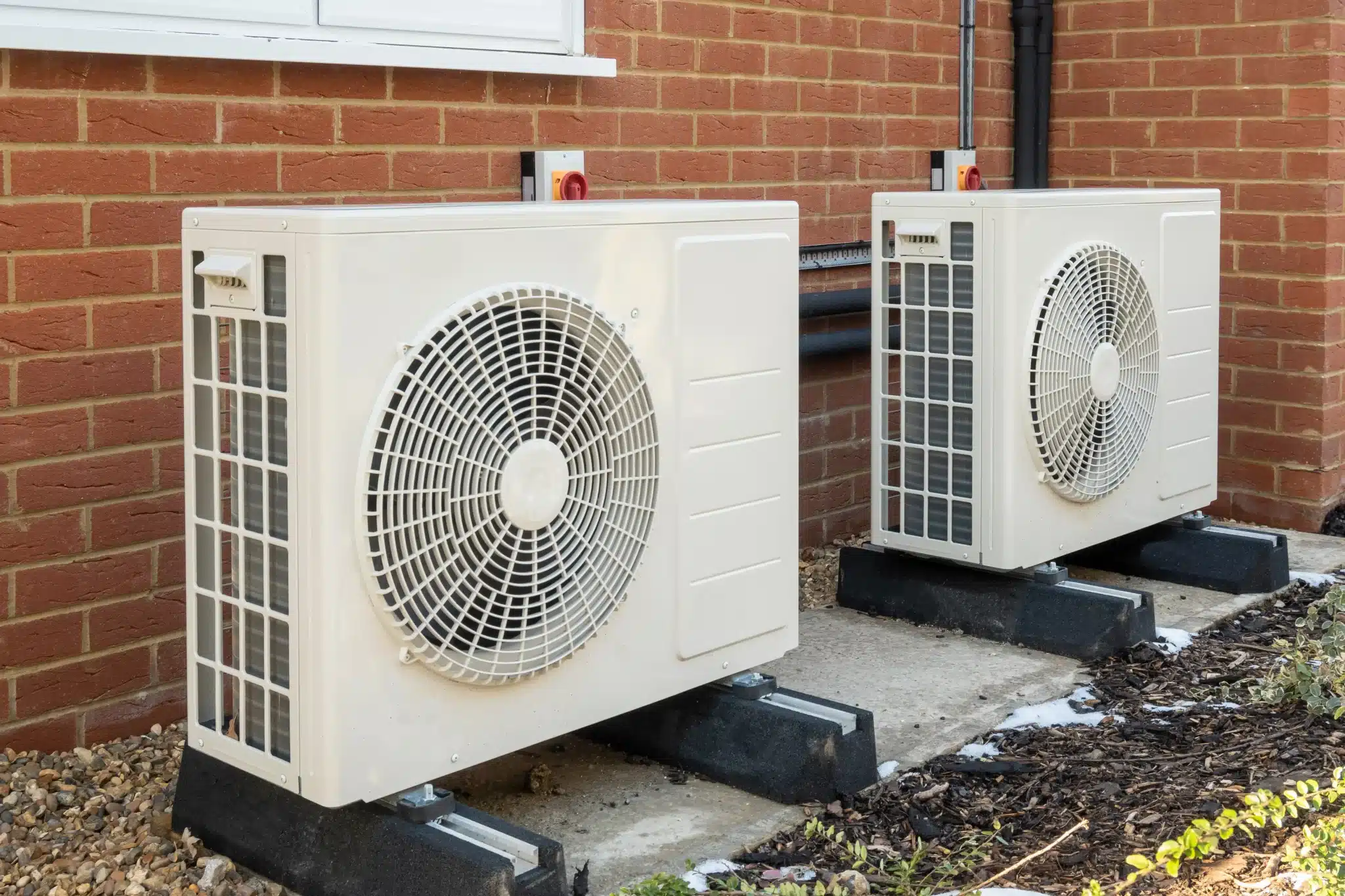 Cons of Air-to-Water Heat Pumps