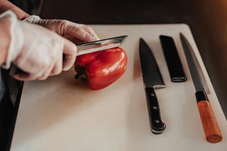 Types of Kitchen Knives and Their Uses Explained for Everyday Cooking